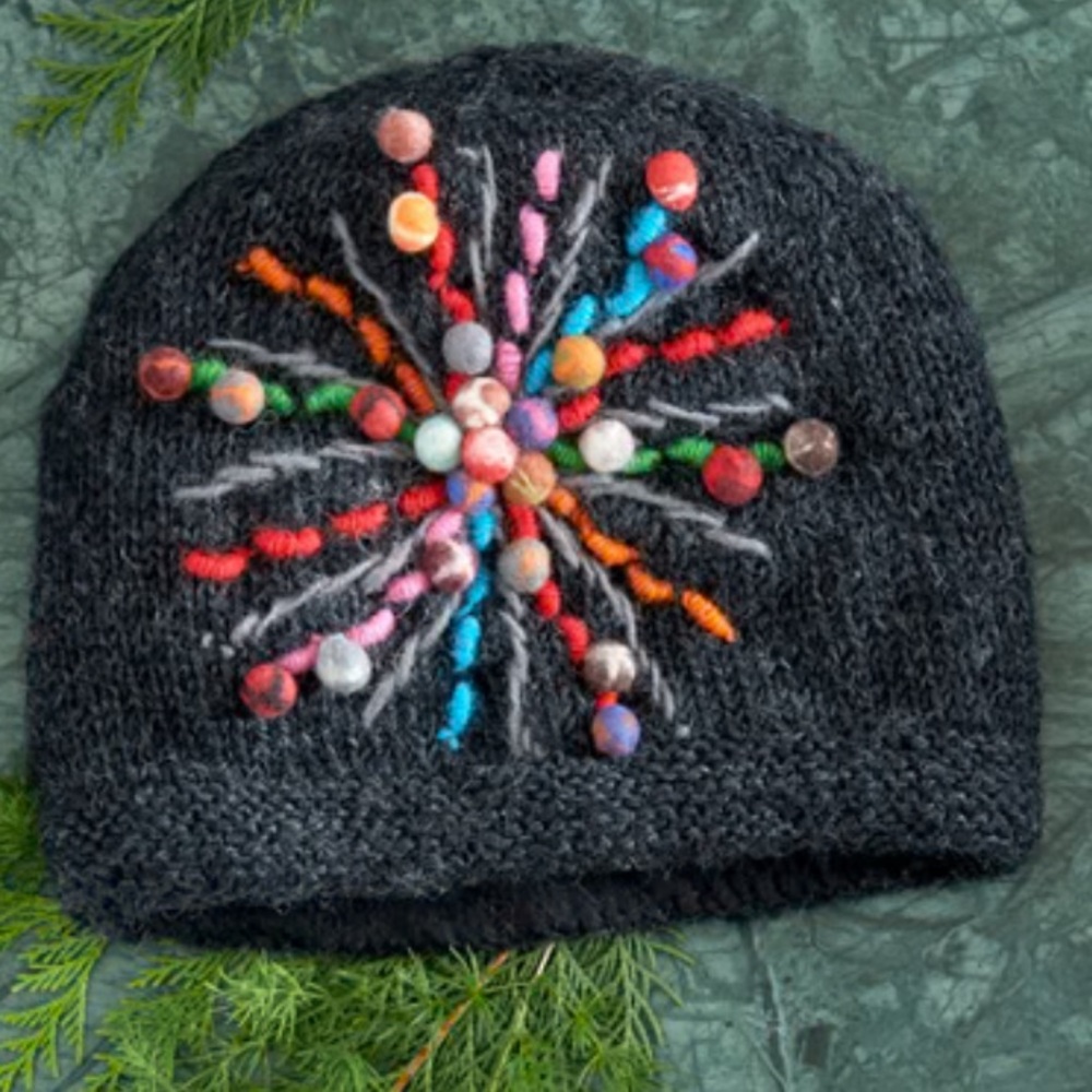 Petalura Winter Fireworks Hand Knit Hat New